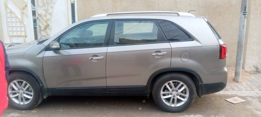 سورنتو للبيع موديل ١٥وارد امريكي حادثها چاملوغ جهة السائق والدعاية محرك ٤ سلندر
G DI
خمسة راكب سيارة جاهزة رقم كربلاء الجديد الانگليزي بأسمي شخصيا  ***********
