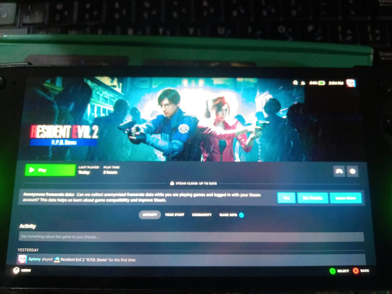 السلام عليكم.

ريترويد بوكت 5 Retroid Pocket 5 للبيع.

الانظمة:
لينوكس.
اندرويد.
ستيم او اس SteamOS.

الشاشة فحمية، فحامتها قوية لدرجة انو يستخلصون الفحم من عندها!
يشغل ببجي اعدادات كلش عالية، بس الفريمات حدها 60، هو الجهاز شاشته 60، اذا تحطه اكثر كلشي ميصير.
الدقة: Full HD.
الشاشة لمس طبعا.

العاب ستيم مثل ممبين، ب الدقة حسب اللعبة، هاي Resident Evil دقة 720p حتى تشتغل بسلاسة مطلقة.

سعره؟ ماعرف 😅
توصيل اكو.


**إذا كنت صاحب هذا الإعلان وتريد حذفه لأي سبب، رجاءا أرسل رسالة إلى الدعم الفني**