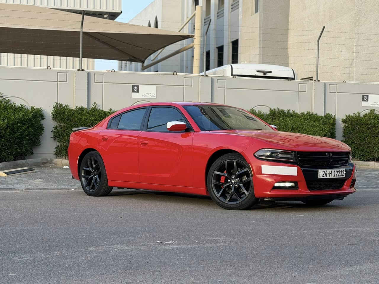 سلام عليكم من رخصت الادمن المحترم  جارجر موديل2020 رقم شمالي تحويل او وكاله .. رقم ممميز
واردامريكي  حادث ( دعاميه اماميه فقط بدون ارباك بدون دواحل تعتبر كلين 
مكينه كير كفاله
لو حمر طماطه ممميز
المسافةالمقطوعه ٧٧ميل
حجم المحرك 3600
مواصفات SXT بلاص فووول 
* داخل اسود جلد
* كامره خلفيه
* مصابيح امامية زنون مع بلوجكتر LED .
* ويل قياس 20 انج .
* استيرن كهربائي
* شاشه كبيرة مع نظام ملاحة نفكيشن GPS .
* مقاعد أمامية كهربائية عدد 2 . .
* مقاعد أمامية تبريد وتدفئة .
* مقاعد خلفية تدفئة .
* تشغيل عن بعد . .
* تدفئة ستيرن .
* محدد سرعة . .
* كاميرا خلفية دوارة.
* دخول ذكي (بصمة) .
مكان السيارة البصره 
للاستفسار عن السعر واي تفاصيل اخرئ الاتصال .***********
