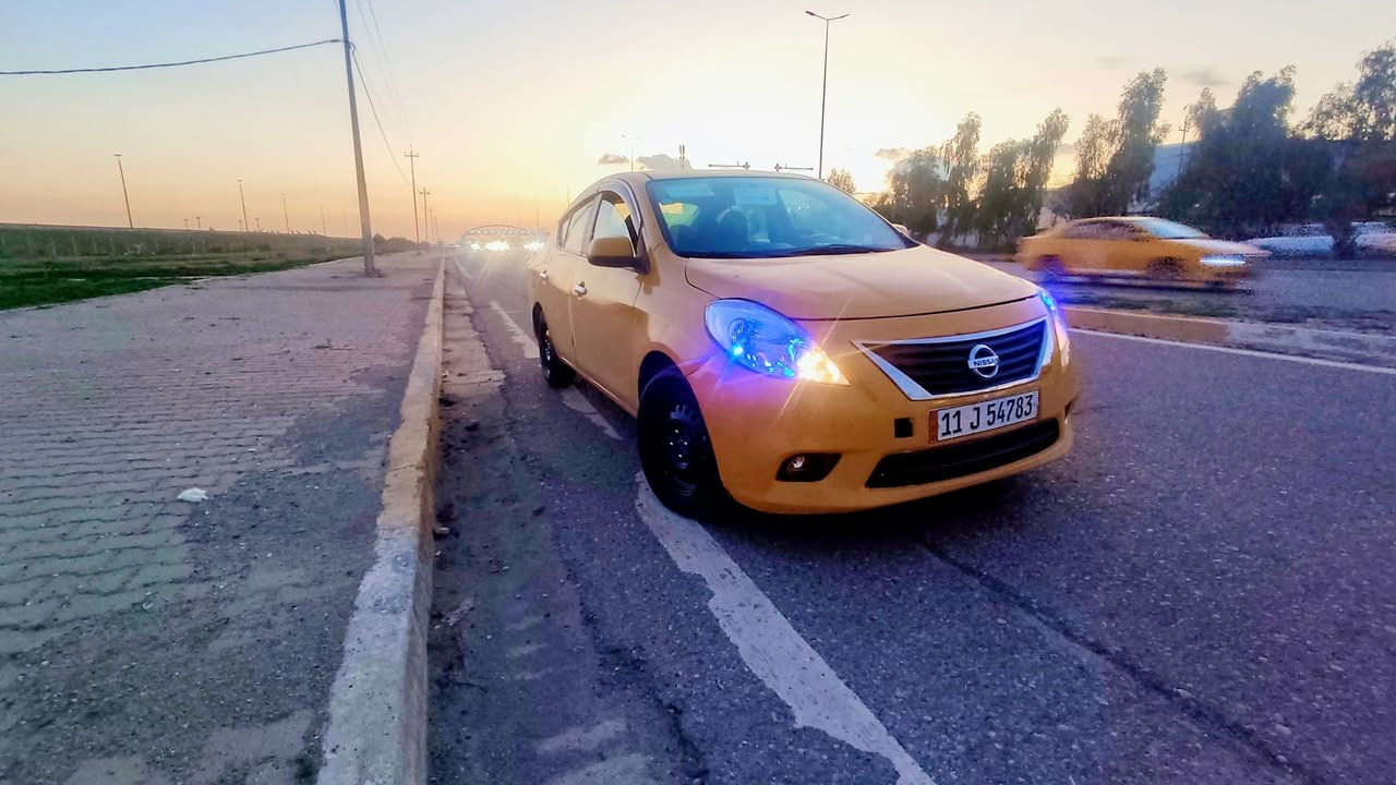 سلام عليكم نيسان فيرسا 2012 ماشيه 170 
مشروع وطني لنهايه 2027 شرط تحويل 
هيئه وغرامات مصفره 🚕
ضرر 3قطع بدون دواخل وشويه تصفيه
صدر +تايرات +باتري+تبريد🥶+تدفئه🔥+كهربائيات بشرط
سعر 76 وبيها مجال بسيط لانتصال ***********
