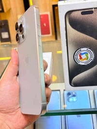 ايفون 15 بروماكس ذاكره 256 بطاريه 85لون مميز عربي شرق اوسط ماستر جهاز ...