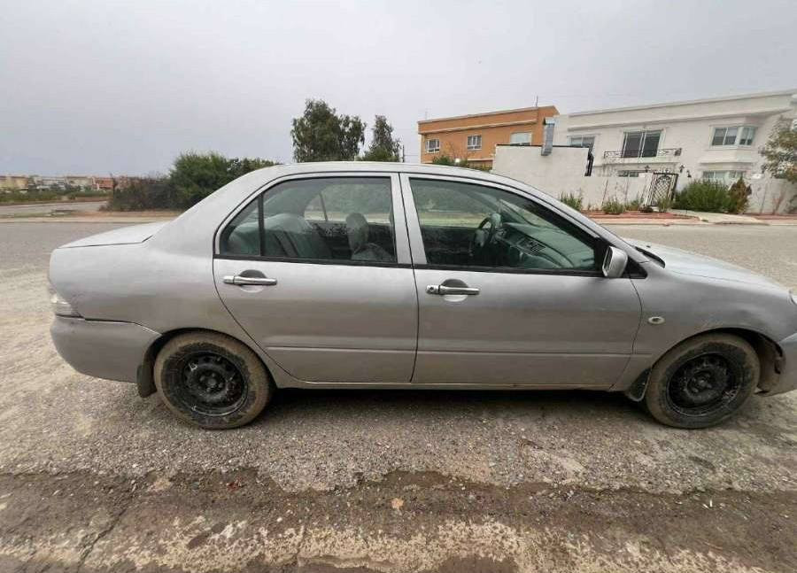 لانسەر مستەربۆشی
2010
سیستەم غازی ئیتاڵی 
مەکینە گەورە کەوەر ١٣
گێر تۆماتیک 
عیزام سبوغ 
جەمپی پێشەوەی هەیە 
پشتی کەپس
شاشە ئایپات
گوشین نوێ
تێبیبی /پێشی کەمەک شلبویتەوە
۰۷٥۰۸۳۷٦۰٦۱
*********** أربيل, العراق
