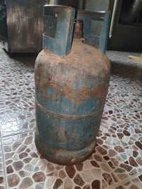 قنينة غاز • للبيع