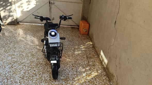 السلام عليكم دراجه شحن كوريا مار 2025 حجم 16 دبل بصمه سويج اربع بطاريات ماطور جديد (مستخدم شهر ) 
رقم ***********
