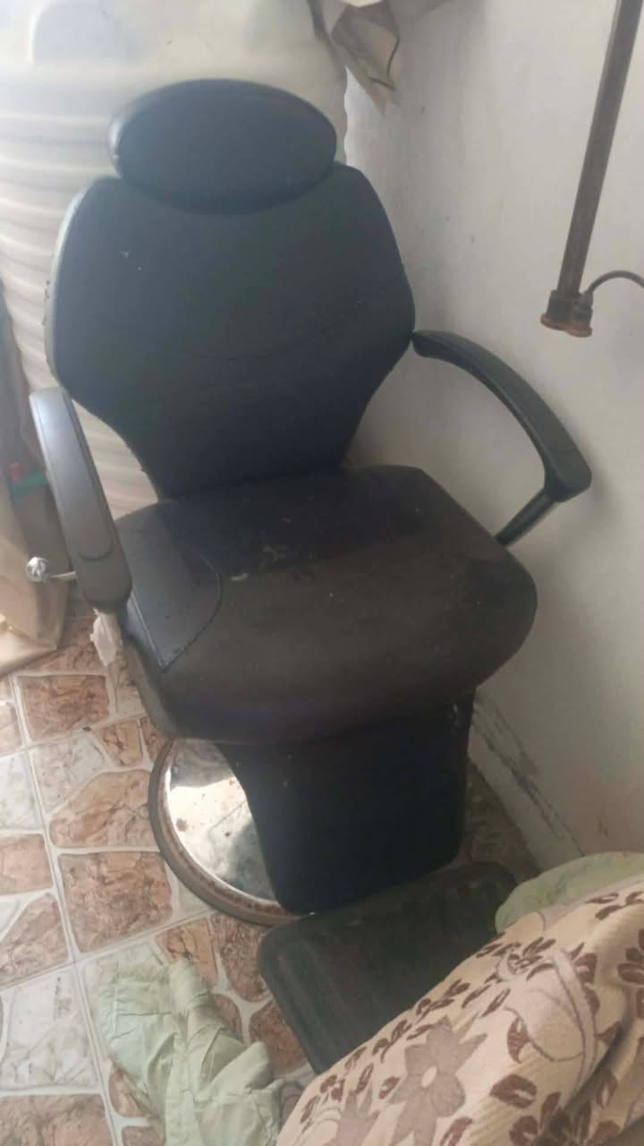 صالون كامل للبيع بسعر مناسب للتفاصيل تفضلوا خاص


**إذا كنت صاحب هذا الإعلان وتريد حذفه لأي سبب، رجاءا أرسل رسالة إلى الدعم الفني**