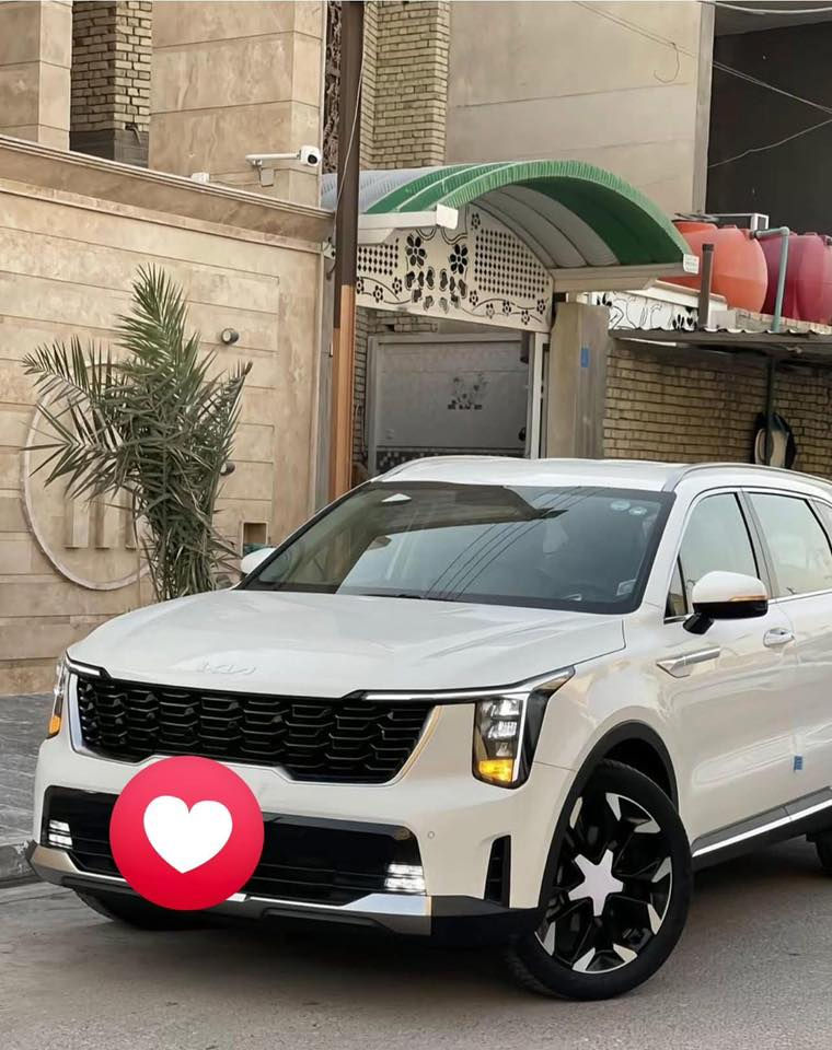 سورنتو بغداد مكفولة كفالة عامه ٢٠٢٥
ماشيه 4 الف
محرك 6
رقم أربيل 22
كير ماوس 
جنطه كهرباء
ويل عشرين
السعر 335 وبيه مجال ***********
مكان بسمائه بغداد
