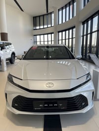 كامري LE • ٢٠٢٥ • ضمان ٣ سنوات