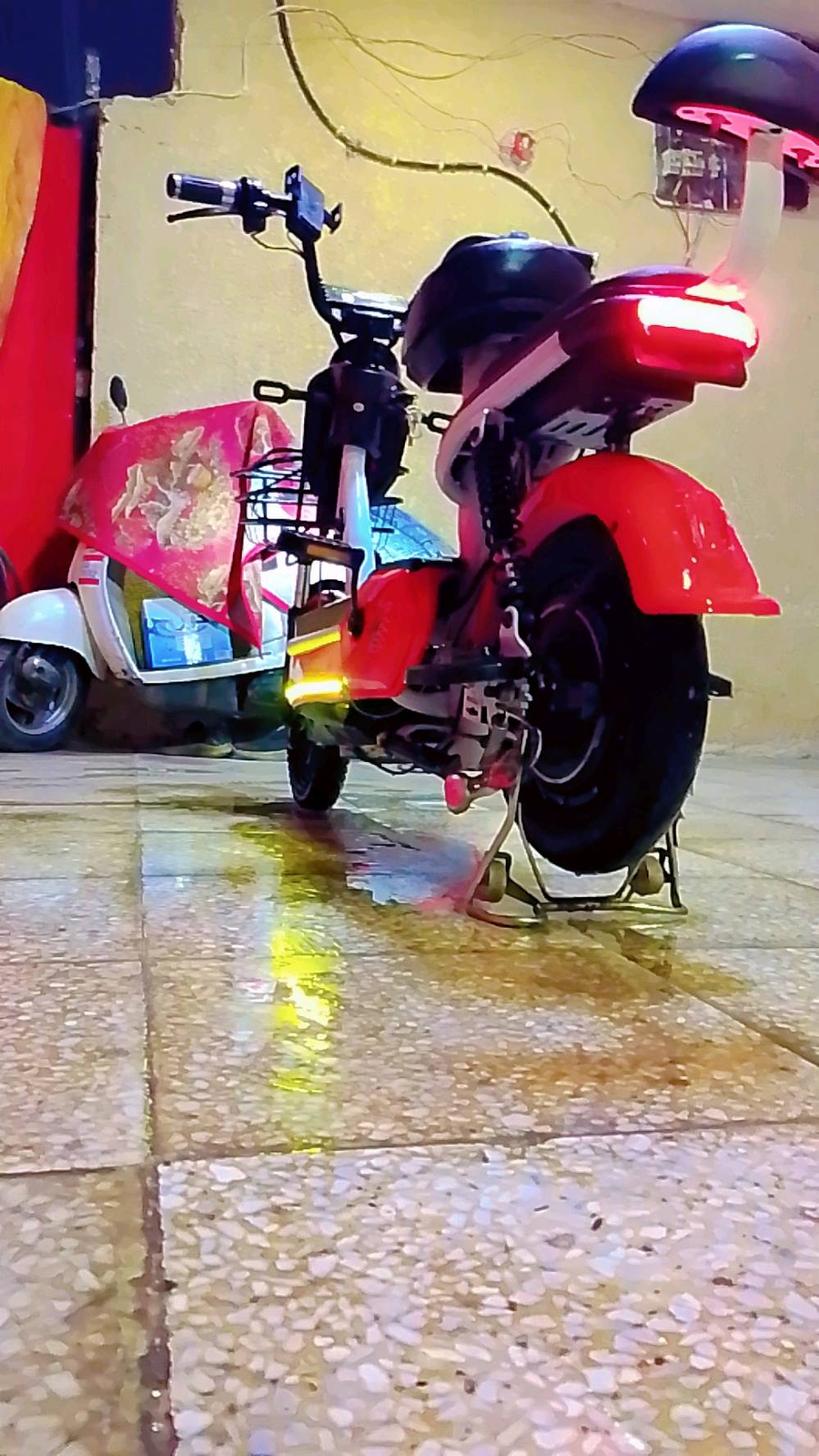 درجة شحن لبيع سعره 350 ٫أربع بطارية 🔥🔥 سرعة 60،سماعة بل بلوتوث، بغداد الشعب الجمعيات ماشية 1000، موديل 2024, درجة حلو نظيفة