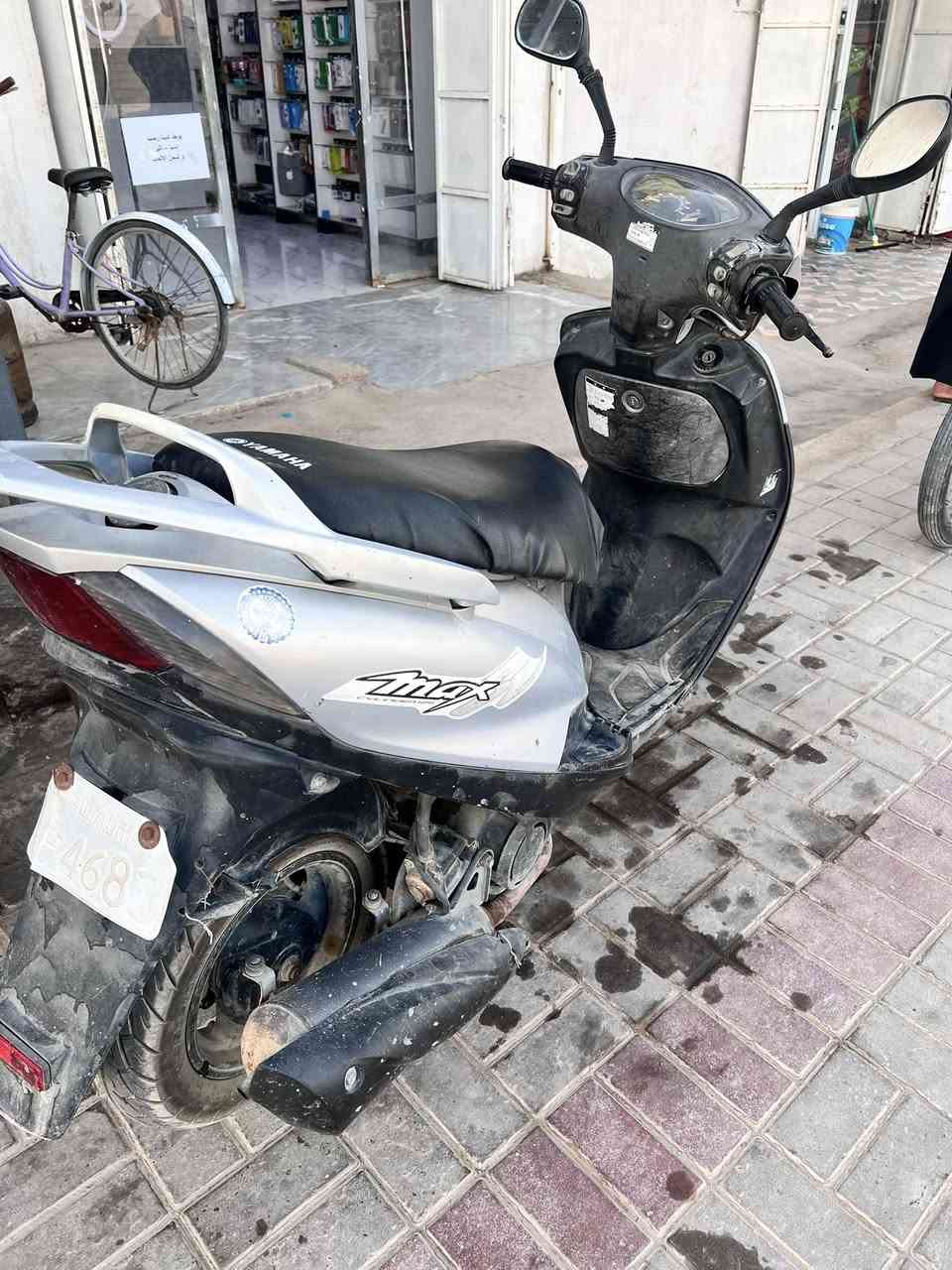 دراجه للبيع ماكس ثعلب
مكلف بل نشر 
رقم توصل ***********
المكان القرنه النعيم
