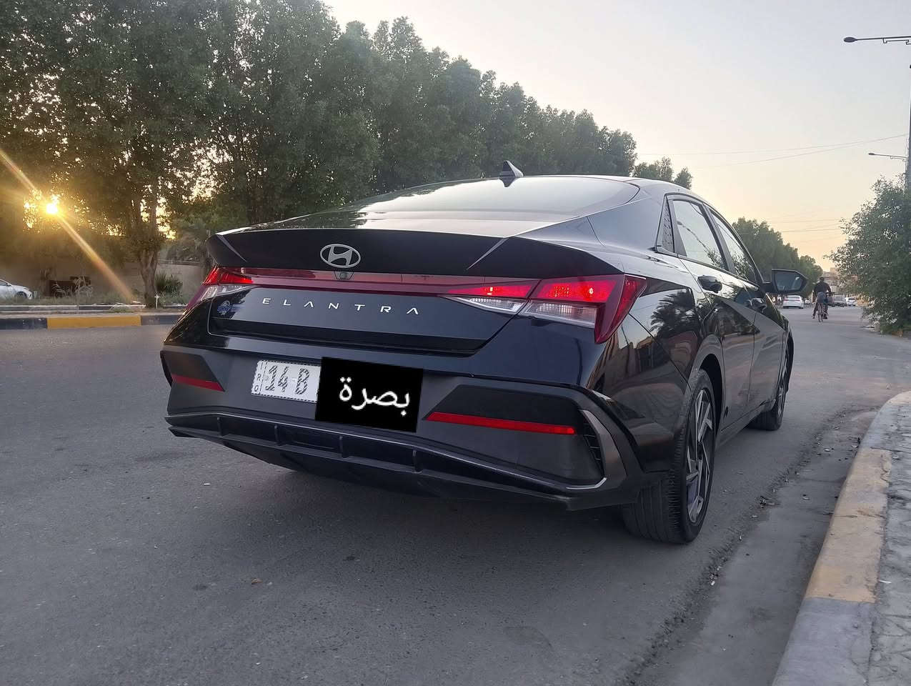 النترا 24 بصرة حرة وارد امريكي محرك 2,0 دوش فول مواصفات رادار محيطي 360د شاشة متصل دجتال 3 وضعيات قيادة ذاتية لايت ثلاث عدسات بصمة ترحيب وتشغيل عن بعد ويل كب كروم 17بيها  قطعتين تبديل بنيد وجاملغ والفخذة مصلحة السعر 140 العنوان كرمة علي ***********
