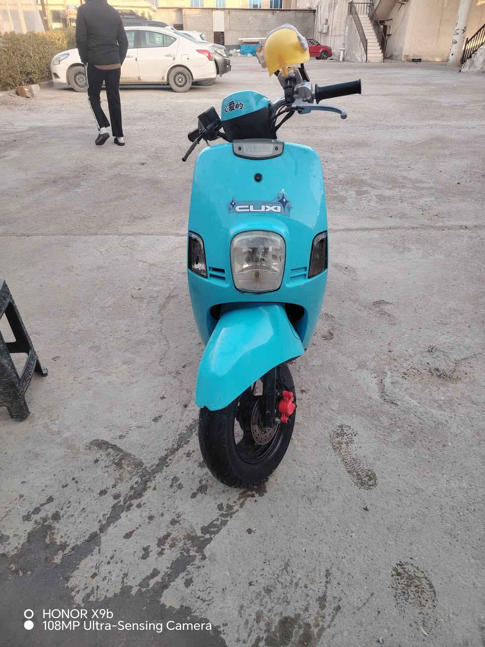 سلام عليكم. دراجه بوليس.
نضيفه اي نقص مابيه.  مكينه ناعمه. حلو. سعر. 575 بيه مجال قليل. مكان الحسينيه الرشديه مسبح الزهور
***********
