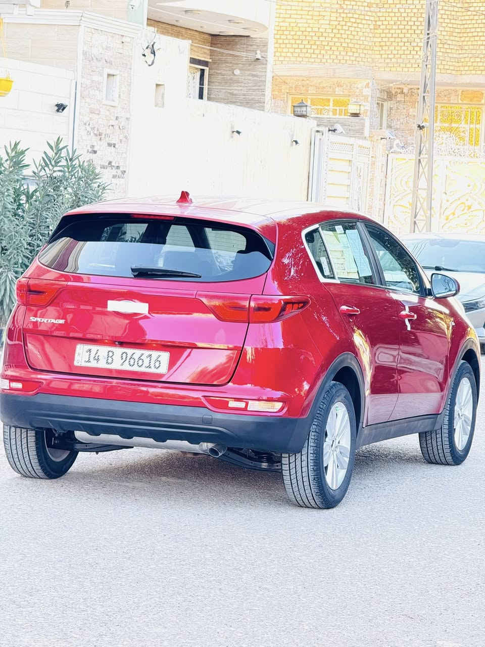 سلام عليكم ورحمة الله كيا سبورتج موديل 2019 وارد امريكي بدون حادث سياره كفاله عامه داخله تقرير بدون نسبه سياره كلش جديده كارتون جاهزه من جميع النواحي ماشيه 60 الف محرك 2400 كفاله مواصفات نص فول رقم بصره دولي هزه وسنويه ورقم كله جديد تخم تاير جديد العنوان ناصريه المركز موبايل *********** السعر 155 وبي مجال الشراي ينتصل ويدلل
