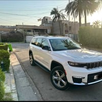 *السعر بلاش وجوة سوك بسبب ظرف وبالعافية على يشتري*  جيب كراند شيروكي. ...