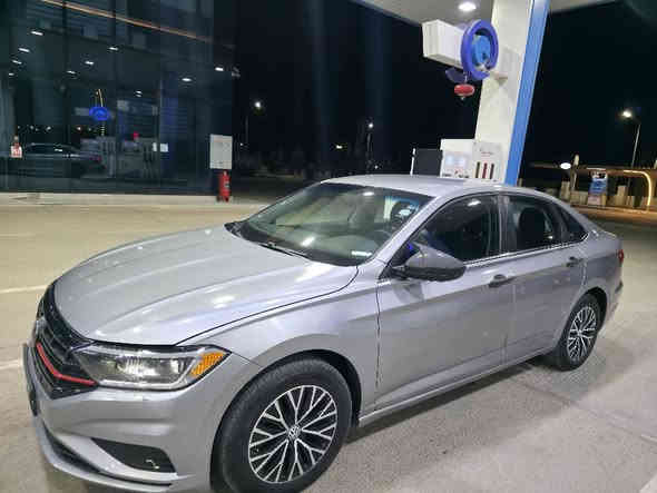 جێیتای ٢٠٢١ مواسەفات S
مەکینە ١٤تۆربۆ 
٣پارچەو بستێکی بۆیاغە 
بەناو خۆمەوەیە هیچ نوقسانیەکی نیە
3VWC57BU3MM008455
***********
١٢٥$ رانية
