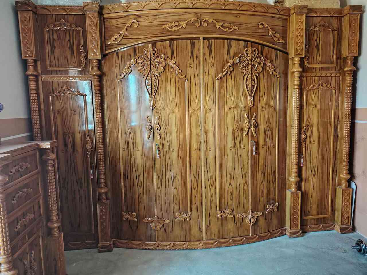 غرفة نوم نموذج أبراج خشب صاج داخل وخارج صبق حرار خشب جدآ ثقيل العنوان سنجار السعر خاص رقم الهاتف ***********
