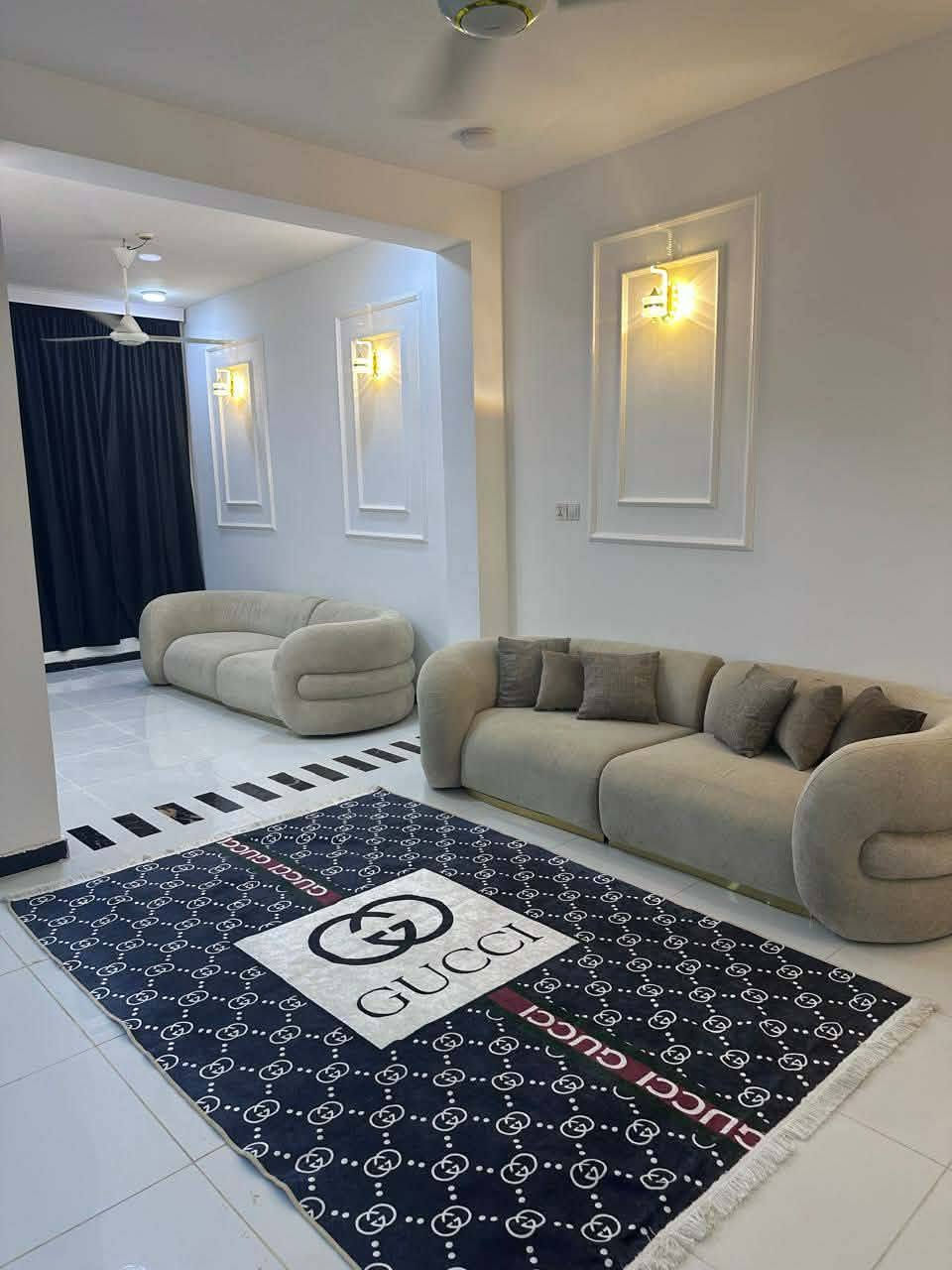 للبيع بيت ١٠٠ متر طابو زراعي سند ٢٥ قرار محكمه  طابق واحد بناء ٢٠٢٥ عنوان مقابيل قرايه الغدير الاولى مجمع بوابه الغدير تفاصيل هذا رقم *********** او فيس موجود
