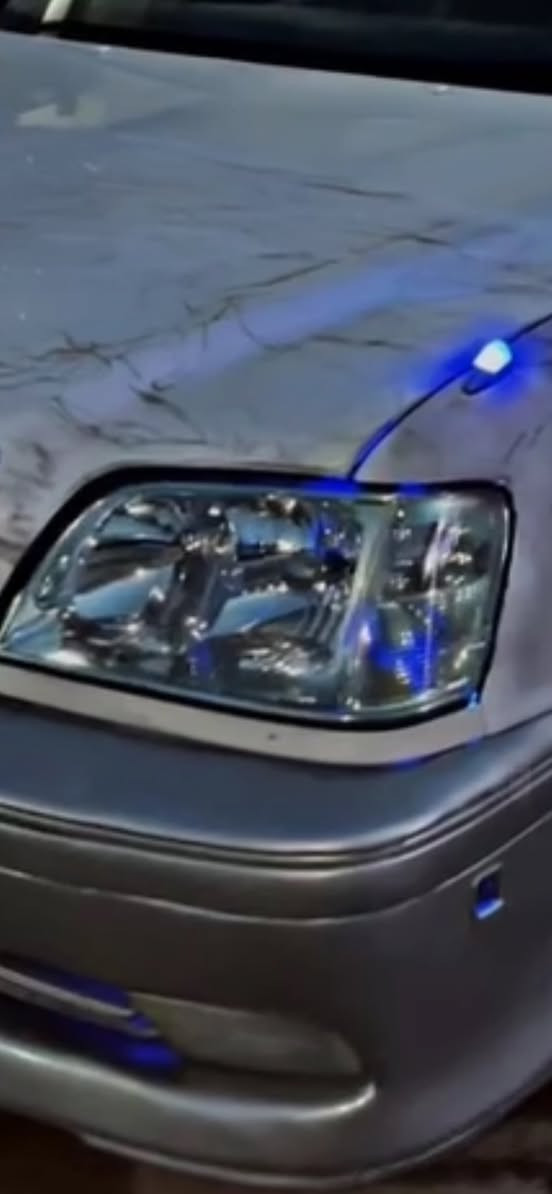 كريستال گورينه وه به عادي شتيكي لوكو نازدار
باقيو نيه چات. مه كه


**إذا كنت صاحب هذا الإعلان وتريد حذفه لأي سبب، رجاءا أرسل رسالة إلى الدعم الفني**