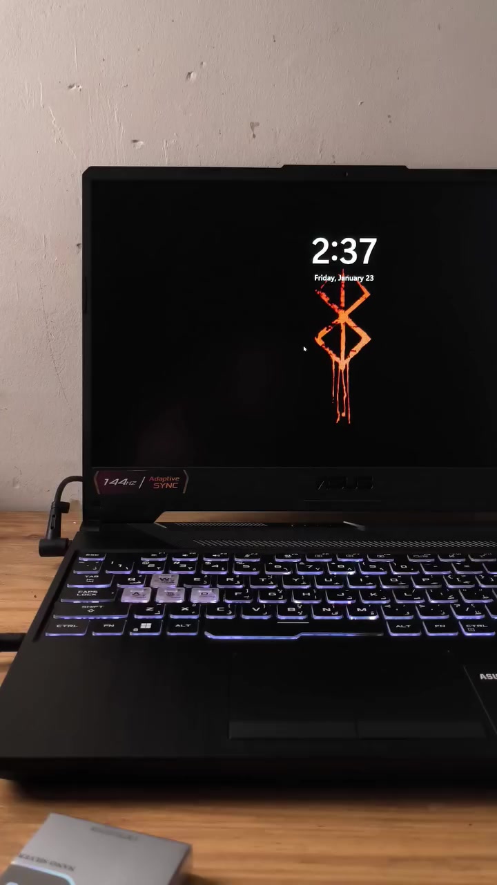 لابتوب Asus tuf A15 gaming
مواصفات 
معالج amd Ryzen 7 7435HS
كرت شاشة 2050rtx
شاشة 144HZ حجم شاشة 15.6
ويندوز 11pro
لابتوب نظيف واستخدام كلش قليل وكامل ملحقات وياه من كارتونة وشاحنة وسماعات وماوس وماوس باد والخ..
متواجد واتس :***********
