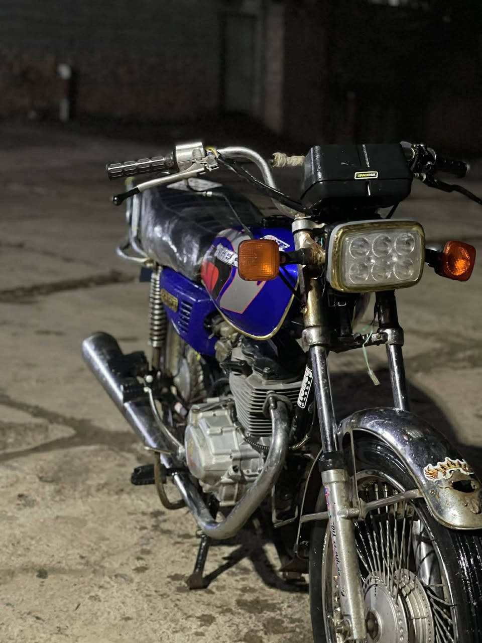 سلام عليكم ورحمه الله وبركاته ماطور للبيع موديل 2019 معمر جديد السعر 450او بي مجال رجأن مو شراي لادوخني مكاني حمام العليل


**إذا كنت صاحب هذا الإعلان وتريد حذفه لأي سبب، رجاءا أرسل رسالة إلى الدعم الفني**