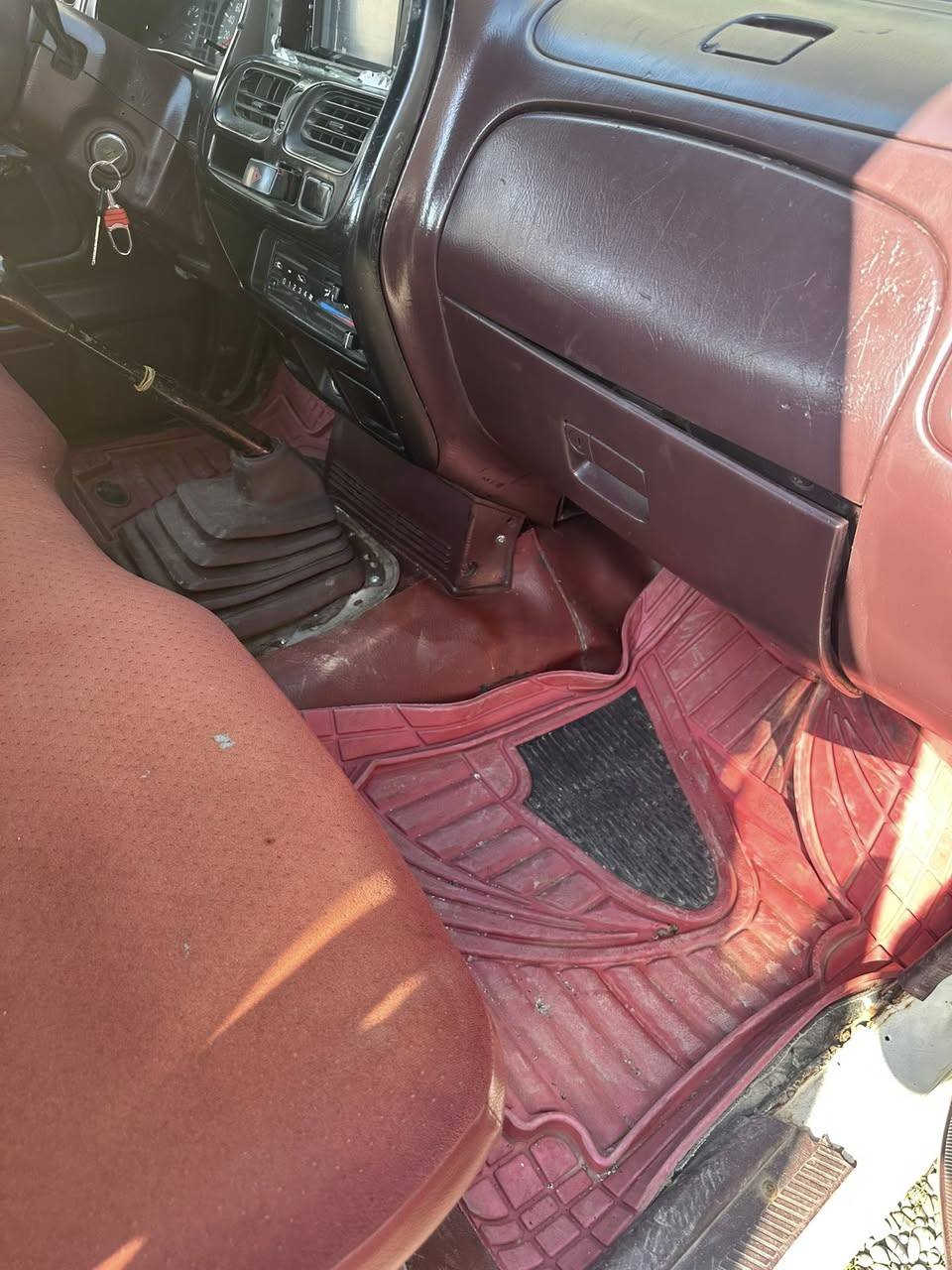 السلام عليكم
نيسان 2003
رقم انكليزي بغداد
حادثهه بسيط
مصبوغه للجماليه
السعر 70  بيها مجال بسيط 
للاستفسار ***********
