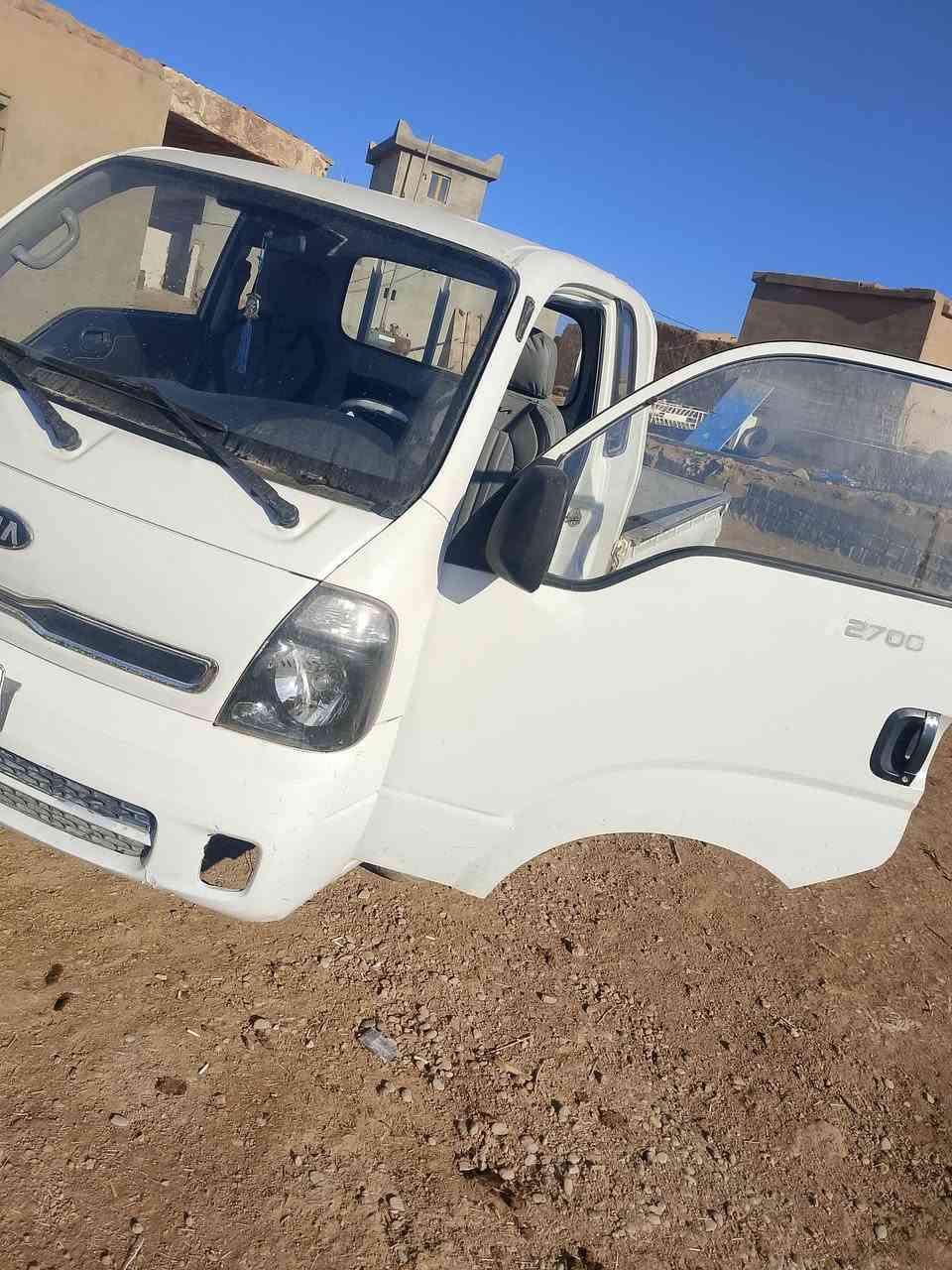 كيا موديل 2014 بدون صبغ رقم كركوك للبيع ت ***********
