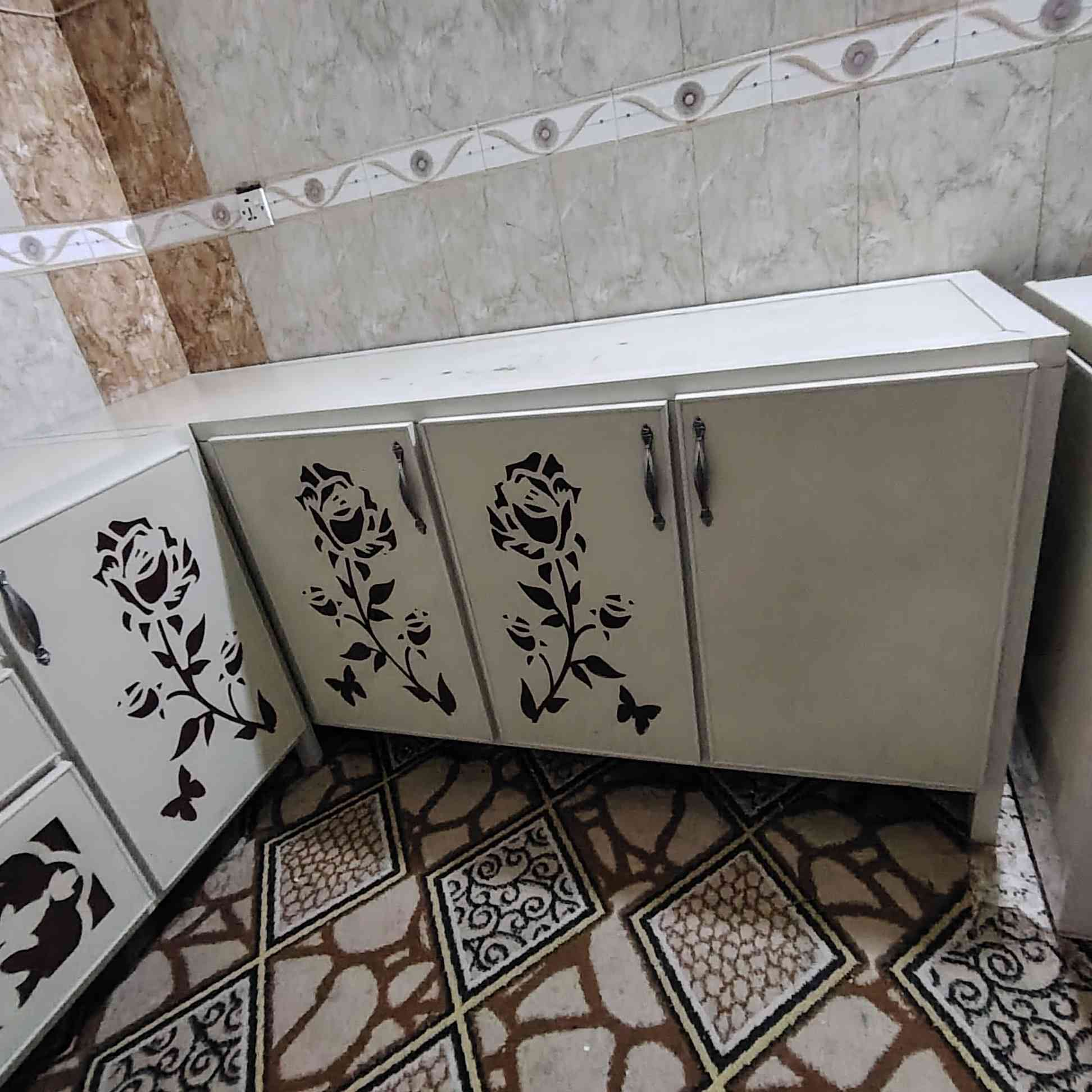 عندي هذا الكاونتر تسكام .. قطعتين قياساته مترين و نص ب متر و نص  .. سعره ٢٥٠


**إذا كنت صاحب هذا الإعلان وتريد حذفه لأي سبب، رجاءا أرسل رسالة إلى الدعم الفني**