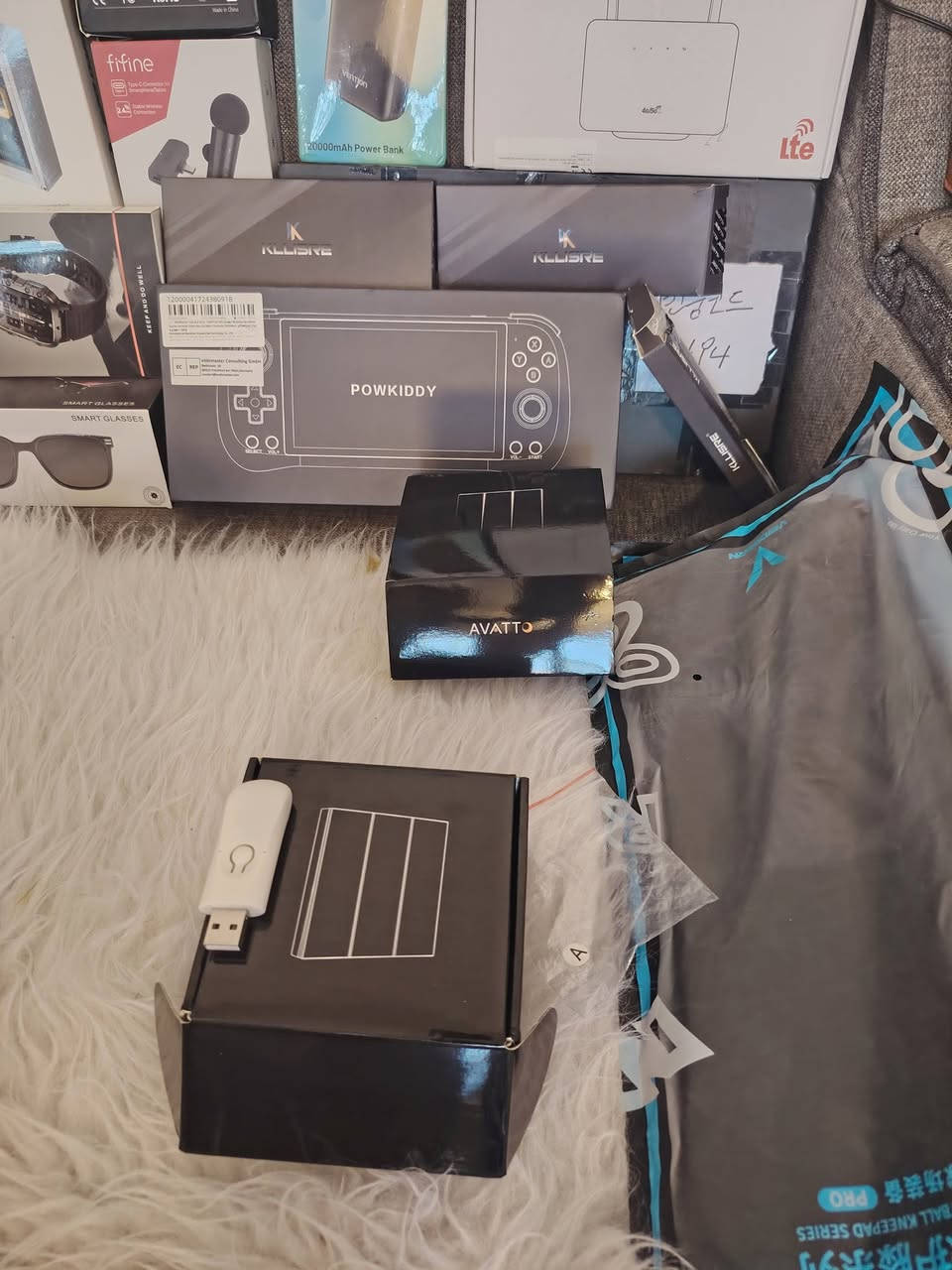 نقطه سمار مع جهاز  سمارت يو بي اس. كلش شغلتهن مرتبات
@إشارة
#الجميع
@إشارة


**إذا كنت صاحب هذا الإعلان وتريد حذفه لأي سبب، رجاءا أرسل رسالة إلى الدعم الفني**