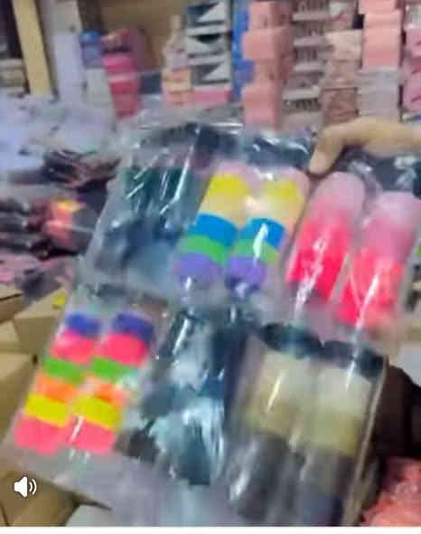 تنزيلات كماليات الأنيق الأسعار بلاش يا بلاش اغله قطعه ب 1500 تنزيلات فقط كلمة الله يرزقك للثواب العنوان بابل محاويل ناحية الإمام مرقد الأمام محمد بن الحسن الاسمر ع جمله اكووو ***********
