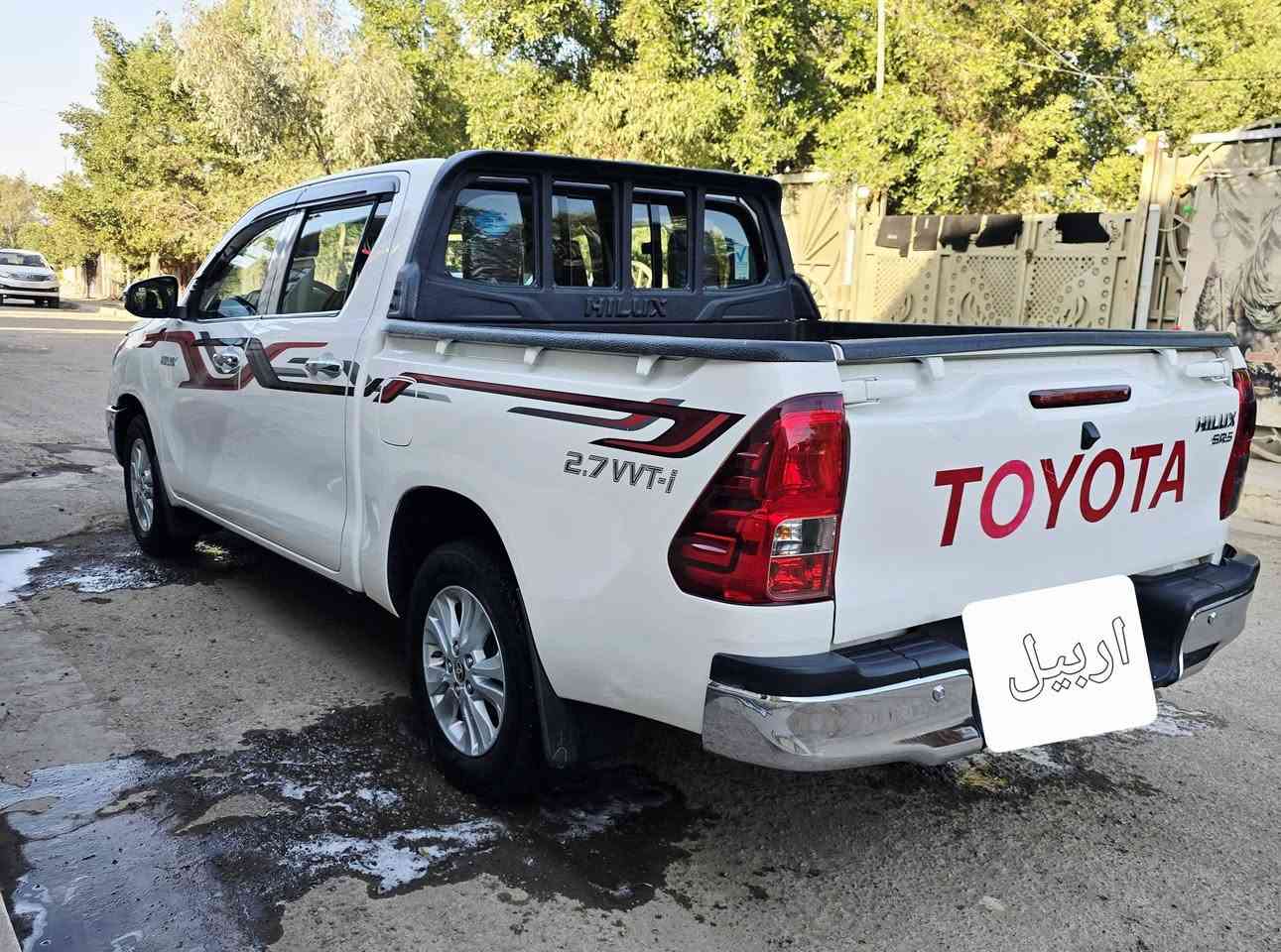 البيع بيكم تيوتا هايلوكس ناصي ساز
موديل2021 رقم اربيل الماني
السيارة مكفوله من الضربه والتبديل وبارد 
فول مواصفات شاشه كامره تحكم استيرن 
حساسات خلفيه مثبت سرعة 
بصمه تشغيل بصمه ابواب
 بنيد جكات باب الخلفي جكات 
محرك 2700 اسبير مانازل 
تبريد ثلاث قطع تبريد كشنات تبريد خلفي
السعر 258 وبيه مجال للشراي العنوان بغداد 
***********
