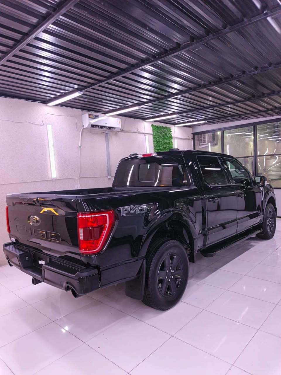 فورد للبيع او مراوس موديل ٢٣ محرك ٦ سلندر هايبرد فول مواصافت وارد كندي رقم بغداد مكاني البصرة سعر ٣١٥ الاستفسار ***********
