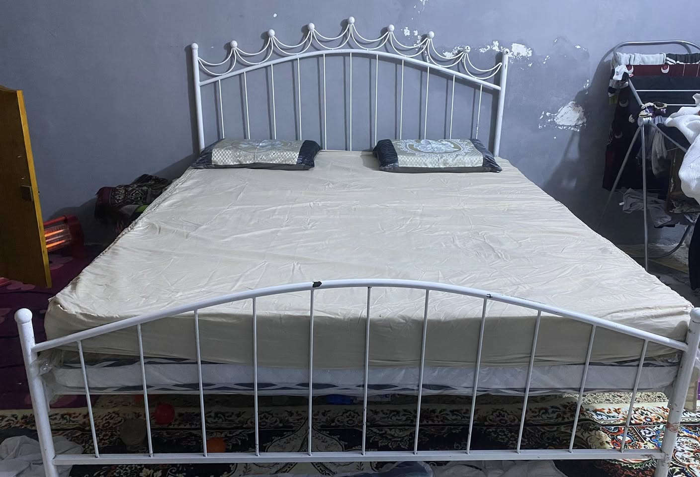 ‏سلام عليكم ورحمة الله وبركاته أغراض مستعملة جديدة جديدة كانتور كنت تفصال عراقي جباية تركية + دوش جديد ضغط ثلاث طوابق الأغراض جديدة معنى الكلمة العنوان حي أور شعب كنتور 300جربية +دوشك 150رقم ***********
