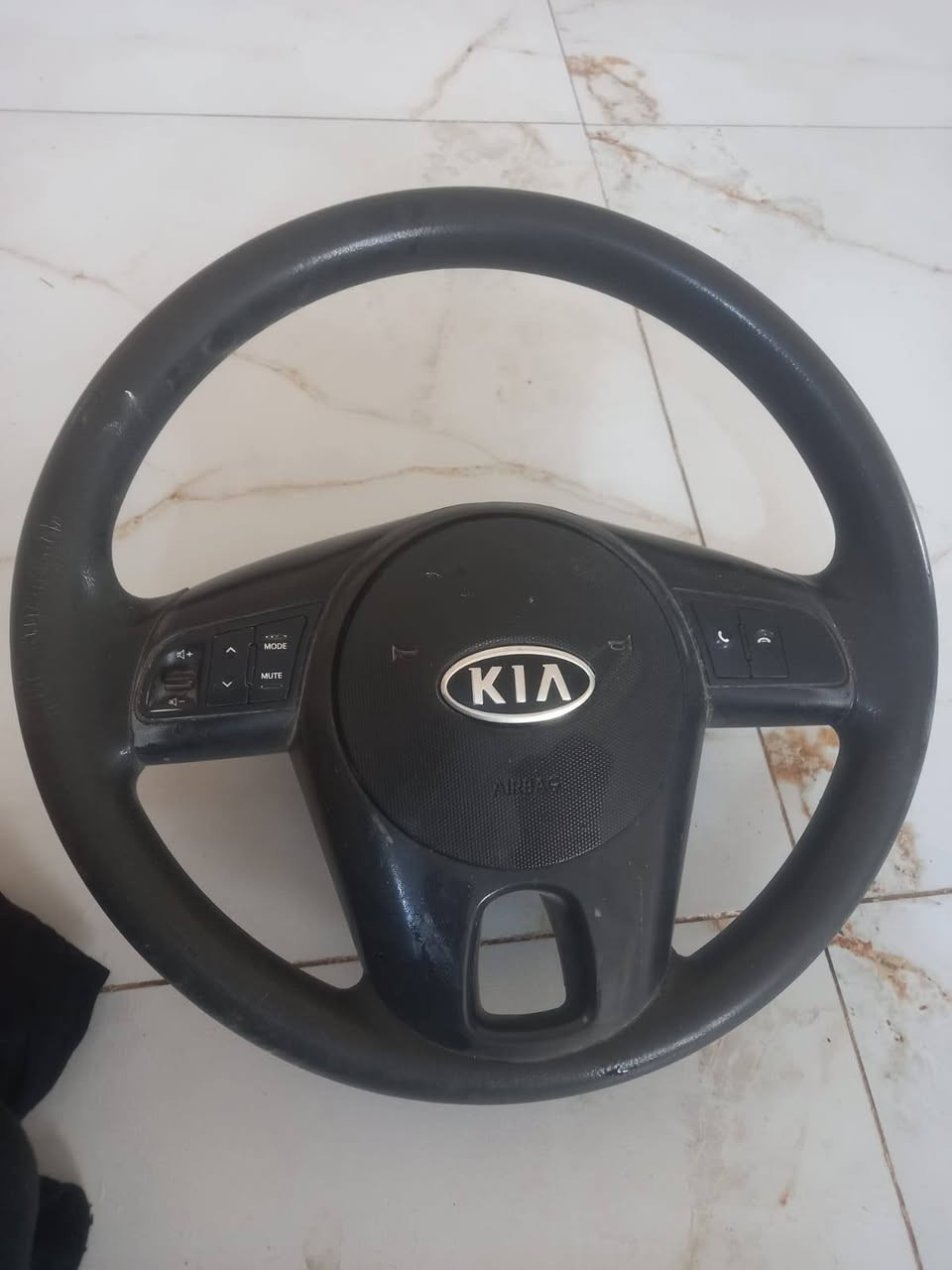 سلام عليكم غراض كيه ريو ٢٠١١ رقم الهاتف *********** العنوان ميسان
