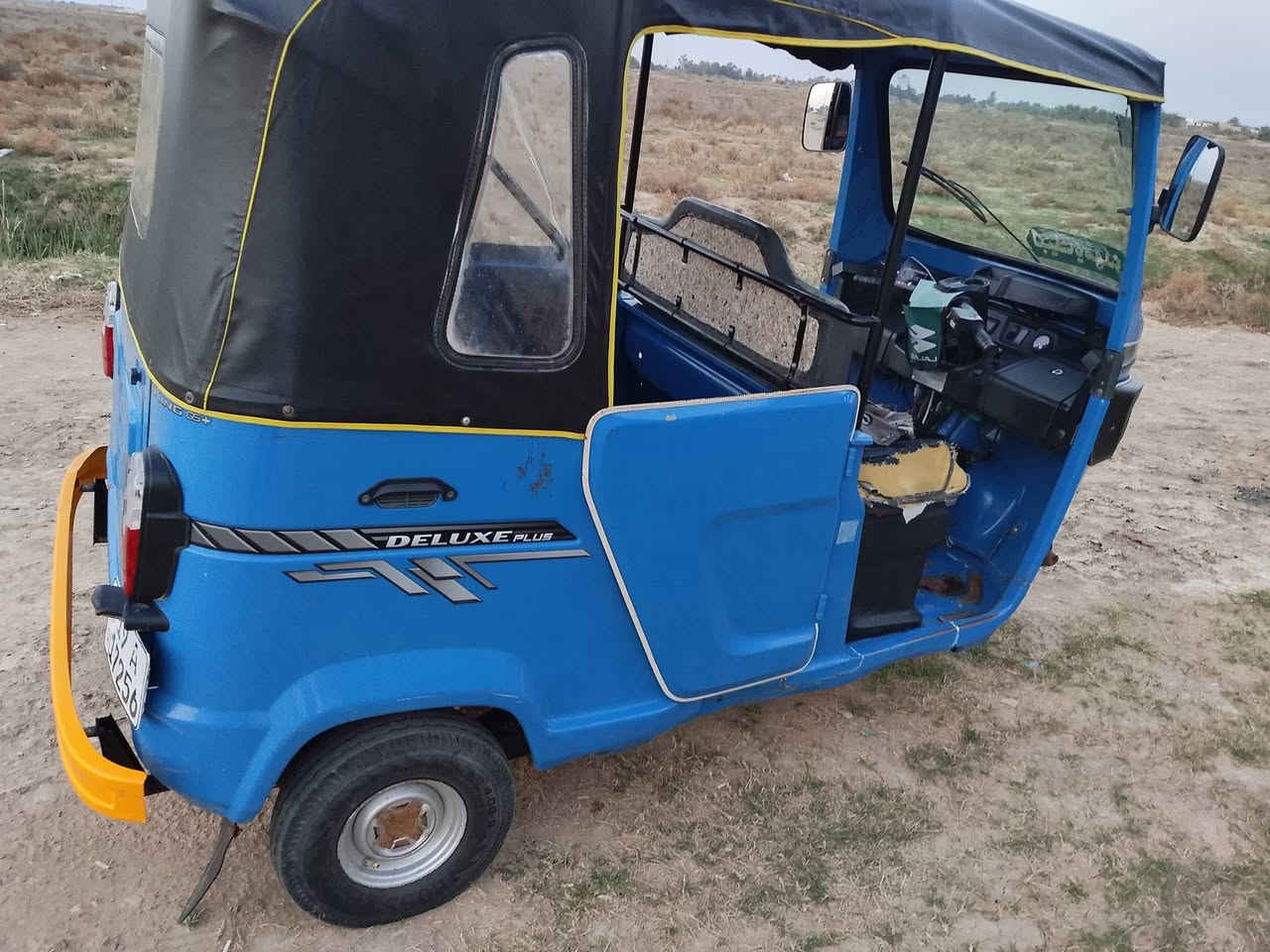 السلام عليكم للبيع تكتك تي في اس كفاله عامه رقم وسنويه راعيه بل رفاعي جاهز مجهزه مداورة ثاني يوم السعر  7100 مكينه خير من الله خاص مقلق ***********
