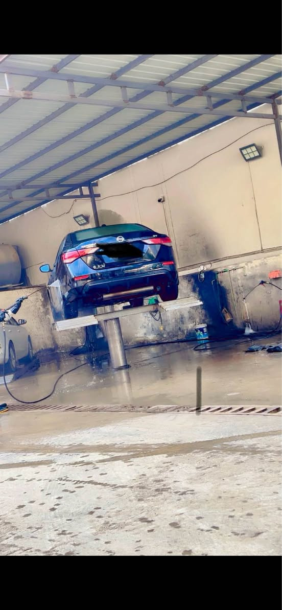 نيسان سنترا وارد امريكي موديل 2021بيها تبديل باب السايق مبدل  والتكمه صفحه السايق مصلحه كد شبر والباب الامامي والخلفي صفحه اليمنه بيهن تصليح ومعجون والداير مال الجاملق  الخلفي صفحه يمنه بي تصليح ومعجون والبنيد مصلح نفسه والجاملقات مبدله سياره تحتاجلها ترتيب  ومكانات رشات صبغ تحتاج بل بدي كير مكينه كفاله السياره ماشيه 91الف ميل السياره رقم بصره بسمي السعر 105وبيها مجال ***********للاستفسار البصرة, العراق
