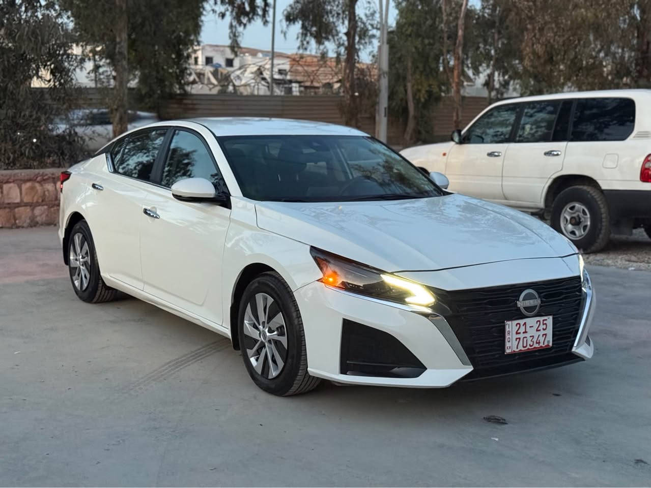 ئالتیما ٢٠٢٣ مواسەفات ئیس 
دوو چامولخی دواوەی بەخی ئەمریکایە 
پەلەیەک لە بونیتی بویاخە بێ ناو 
ئیرباگ سوکان و شانی تەقیوە
مانگیکی ماوە بۆ رەقەم کردن 
گیر و مەکینەی بەشەرت نەکراوەتەوە 
0750 704 2396
0772 546 8735 كويسينجاك, أربيل
