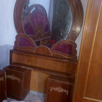 ميز تواليت • تاج جربايه • فيهن مجال