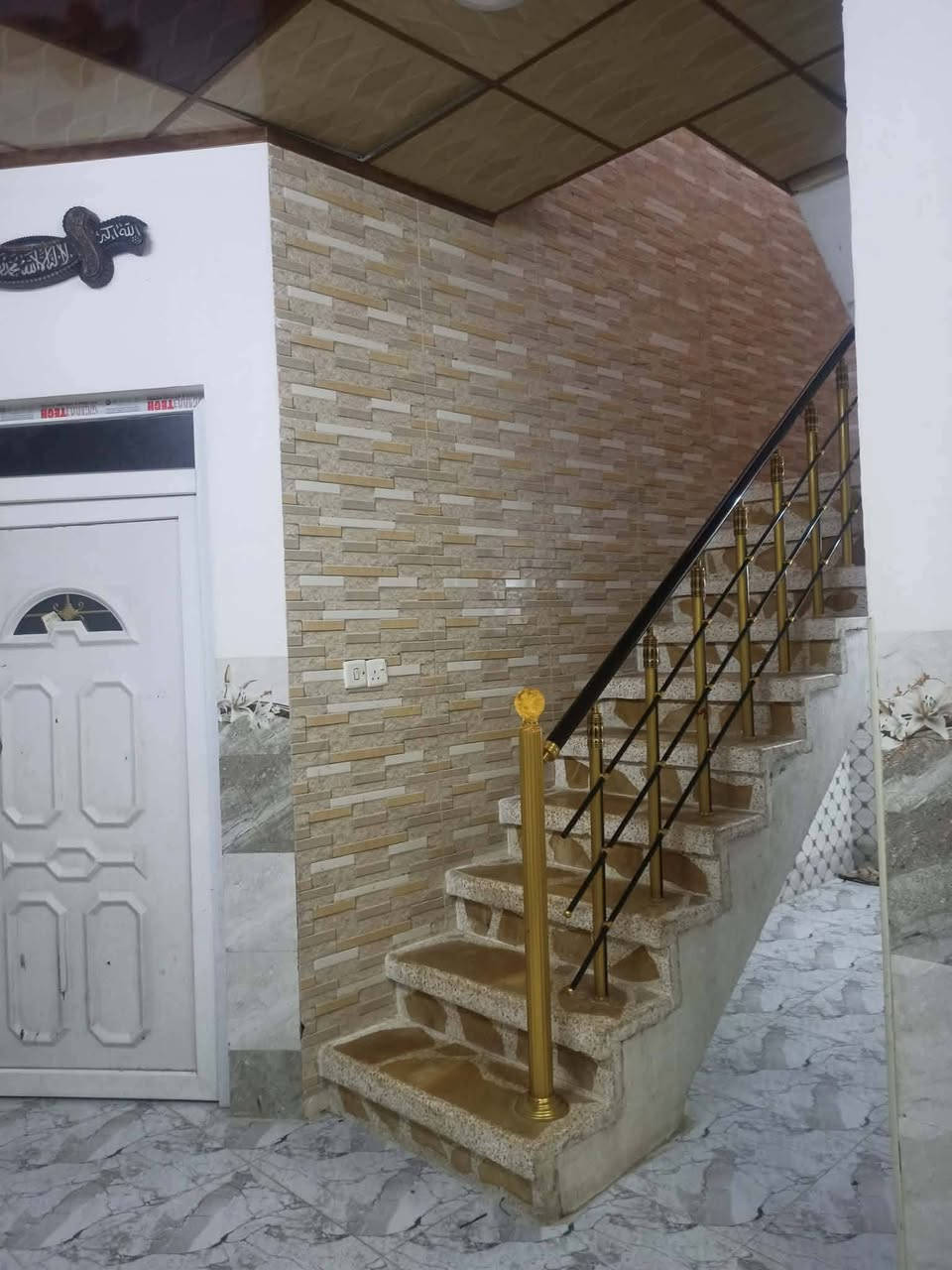 بيت للبيع
مساحة 156
مشيرفة الاولى/خلف مدرسة زيد ابن الخطاب
سعر 115
للتواصل.
***********
