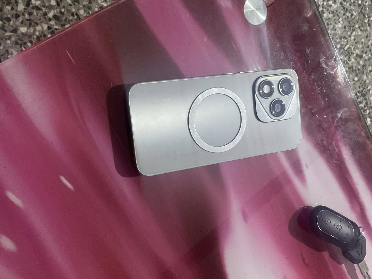 سلام عليكم جهاز للبيع هونر 400لايت جهاز راقي بمعنه الكلمه ابحث عنه وشوف بعينك ذاكره 256مواصفات واحد عله واحد جهاز مكفول من التصليح والتبديل وجهاز جدا نضيف السعر 270وبي مجال كلش قليل للشراي العنوان بغداد العبيدي الرئاسه قرب جامع الإمام علي ع


**إذا كنت صاحب هذا الإعلان وتريد حذفه لأي سبب، رجاءا أرسل رسالة إلى الدعم الفني**