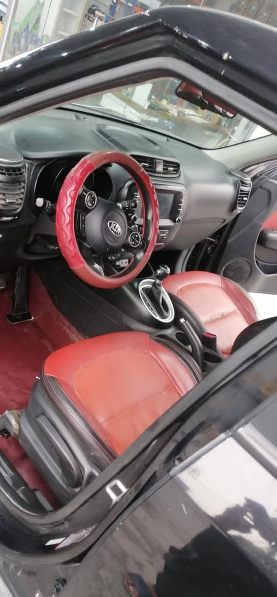 كيا صول 2019 وارد امريكي
حادثهه بنيد وجاملغ بدون دواخل 
بدون ايرباك مكينه وكير وتبريد مكفولات
مكينه 2000 ماشيه 100 
السياره شاشه جبيره
تحكم ستيرن
تخم تاير باتري جديد
صدر امامي خلفي جديد
بأسمي رقم بغداد
السعر 127
مكان السياره بغداد القادسيه
الاستفسار 
***********
غير متواجد علفيس

