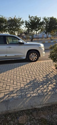 ٦ سلندر • دفع رباعي • ٧ راكب