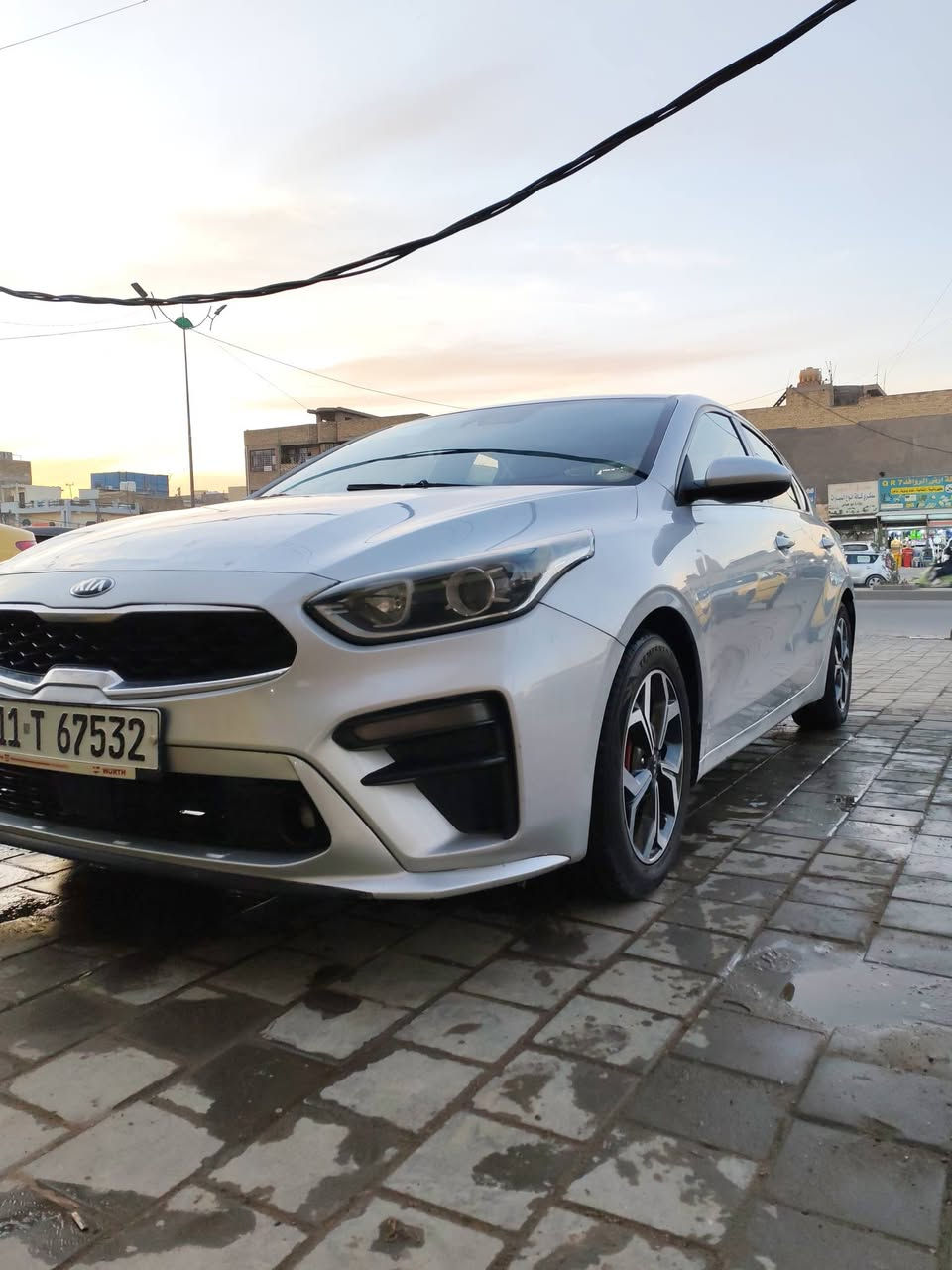 كيا فورتي موديل 2019
السعر 125$وبيه حك جيه
حادثة جاملغ وبنيد بدون دواخل 
سونار بالمنشور
مكينه دوش 2000
كير اي تي 
115ماشيه 
رقم بغداد تحويل 
كير مكينه حداديه جاهزه من كلشي 
وارد امريكي  
المواصفات 
تحديد مسار 
كامره دواره 
حساسات 
تحكمات استيرن 
ثلاثه وضعيه انضمه قياده 
الاستفسار اكثر الاتصال على الرقم 
***********
