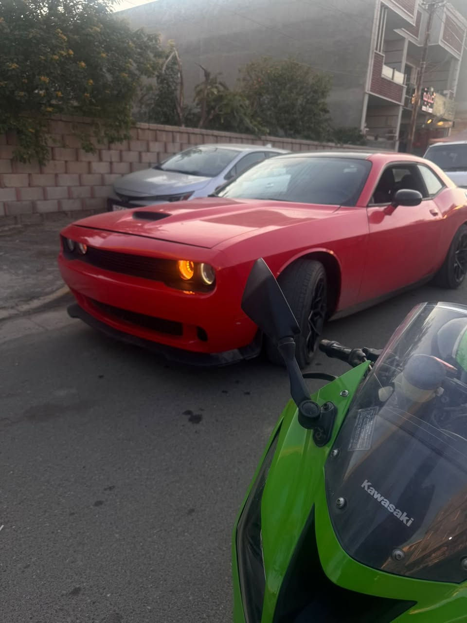 سلام عليكم جالنجرGTللبيع موديل2022 سياره احلا من الصور فول عدا الفتحه وارد امريكي  تحكمات ستيرن  كشنات كنتاره تدفئه وتبريد محرك وكير مكفولات محرك3600سعر135$ مال مستعجل للستفسار لاتصال عله رقم*********** واتسب واتصال
