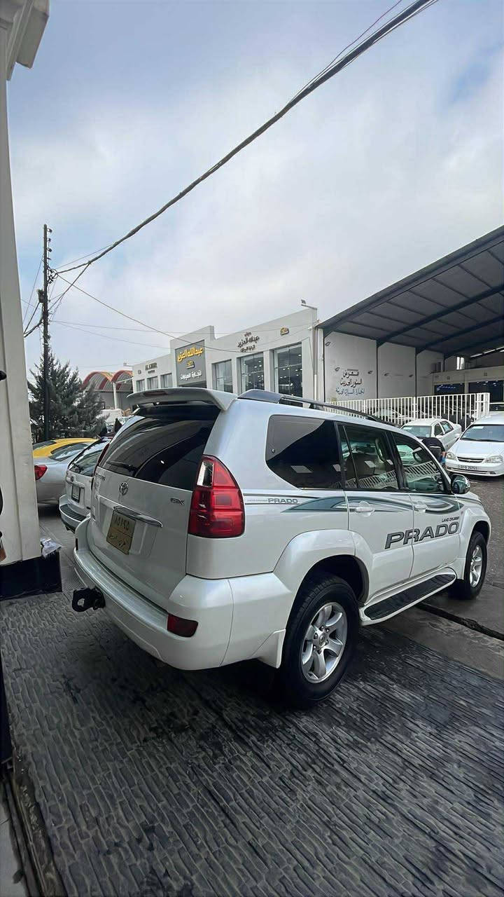 برادو 2008
بدون صبغ
سيارة جديدة 
شرط التحويل 
طخم تراي حيل حلو 
غرامات 0 ماعليها كلشي
للبيع او للمراوس 
شعندك نزل
غير متواجد خاص للاستفسار اكثر :
***********
