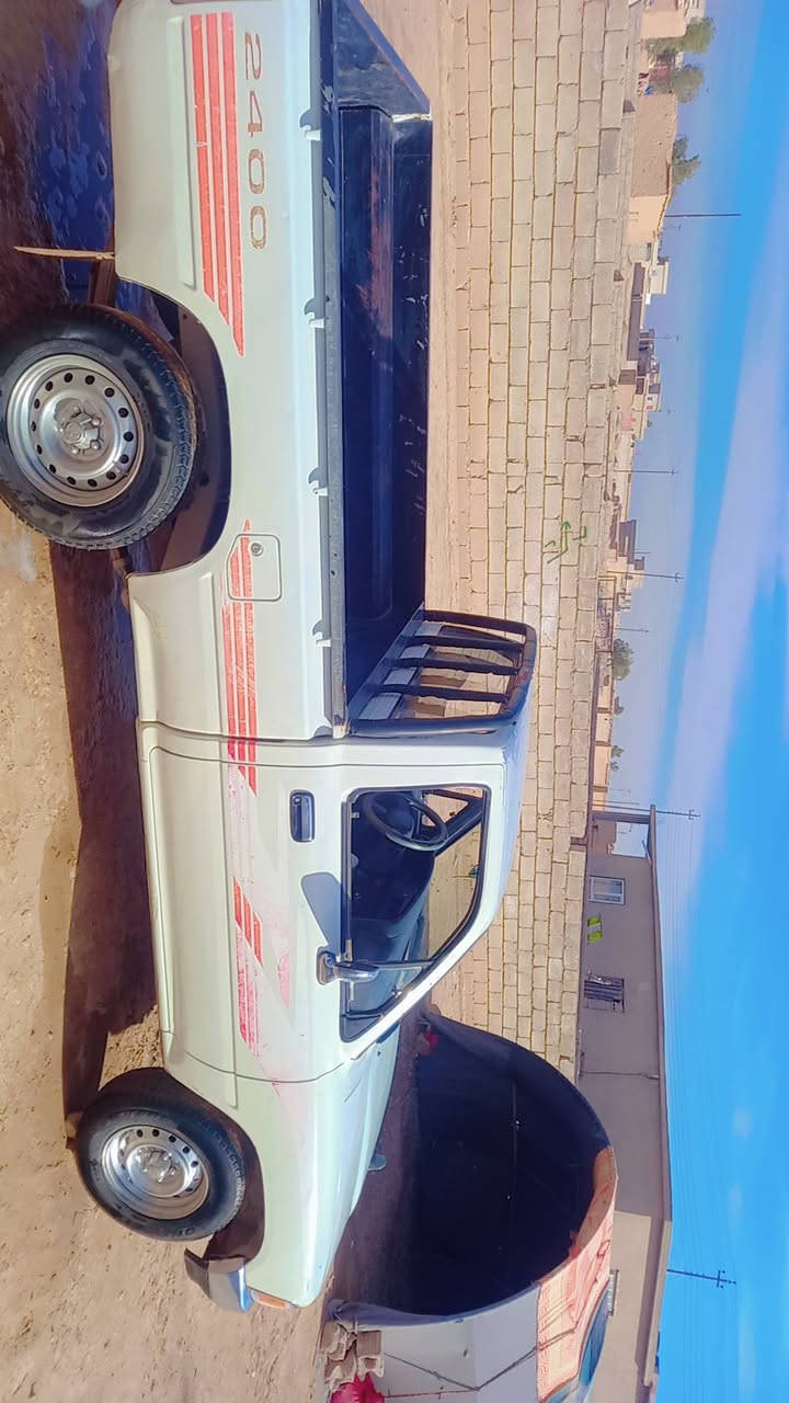 للبيع بيكم 97 رقم نينوى بسمي +كابون موجود.    شرط محرك كير اكسن شاصي .شراي اتصل ***********
