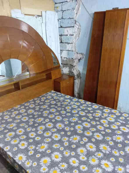 تخت نفرين صاج شغل ثقيل جدا نظيف السعر ٩٥ قفل تواصل خاص ***********
