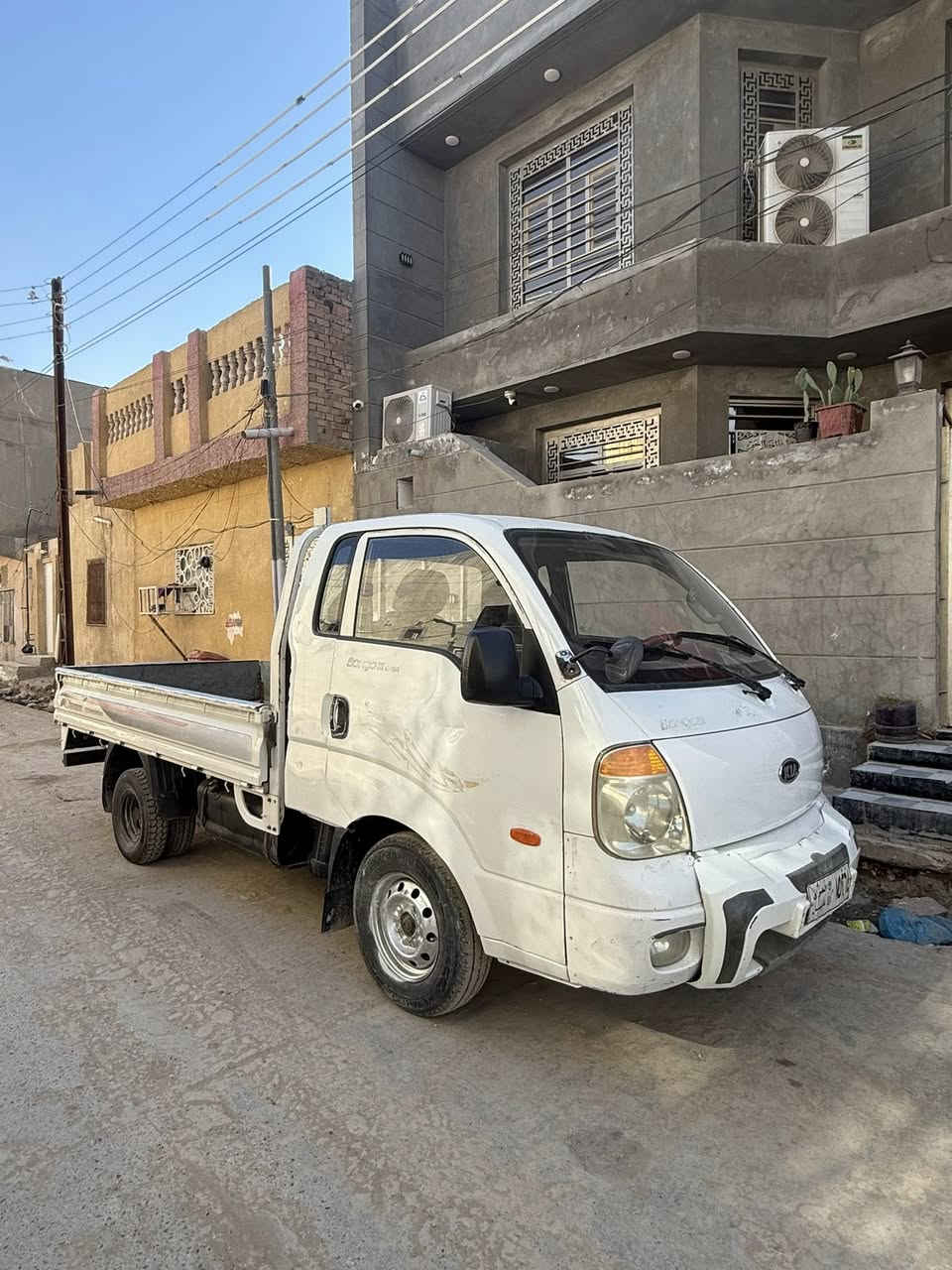 السلام عليكم نثيه موديل 2008رقم بابل بااسم صديق ابوي مداور ثاني يوم محرك 3000 مكفول كير مكفول شاصي ورقم شاصي مكفول سياره مابيها ضربه ابد جاهزه للعمل سنويه منتهيه تجديدها عليه 
السعر 70 ومجال كلش قليل
المكان حله مركز المدينه
***********
