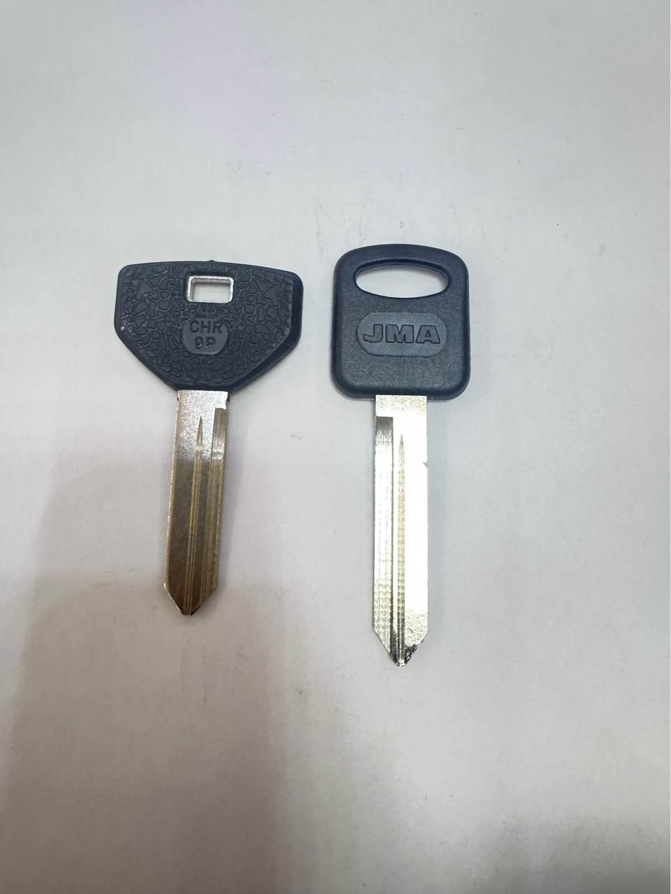 -مجموعة مفاتيح اسباني منوع شركة jma

🔑 حارث البغدادي للمفاتيح والريمونتات  ومكائن قص المفاتيح
✅ البيع بالجملة والمفرد
أسعار مناسبة وجودة مضمونة وخدمة توصيل سريعة.
للاستفسار❗️❗️وتساب
(0770451289)
العنوان ❗️❗️بغداد شارع الرشيد مقابل سوق الصفافير Colombo, Sri Lanka


**إذا كنت صاحب هذا الإعلان وتريد حذفه لأي سبب، رجاءا أرسل رسالة إلى الدعم الفني**