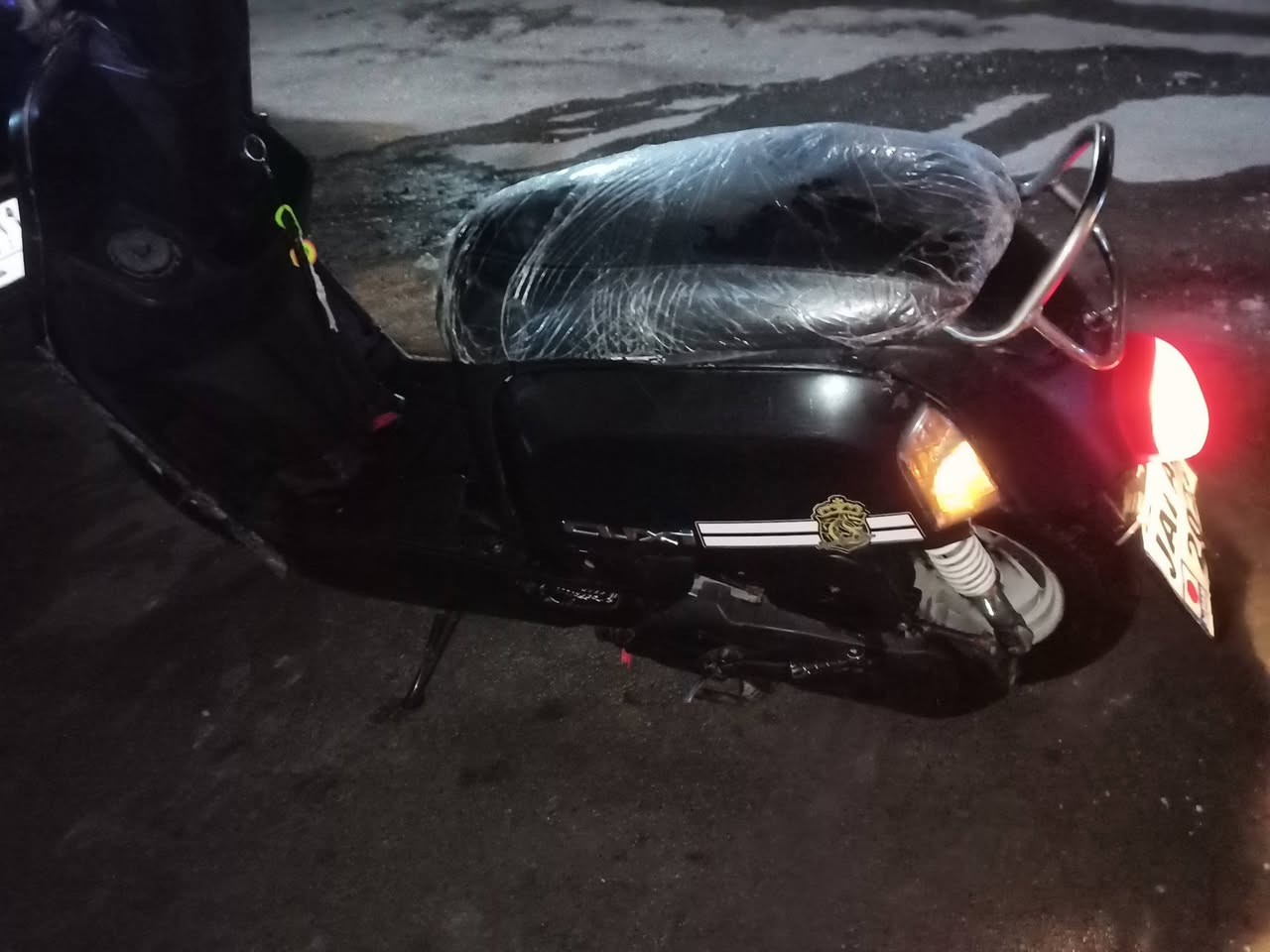 ماكس بوليس كابريتر ياباني كهربائيات كله شغال مفتوحه مبدل ولفات فقط سعر 350 و بيه  مجال تواصل ***********
