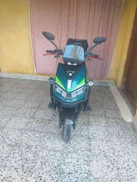 دراجه شحن للبيع ٦ بطاريات على الفحص مستعمل ١٠ ايام فقط السعر 850 بي مج...