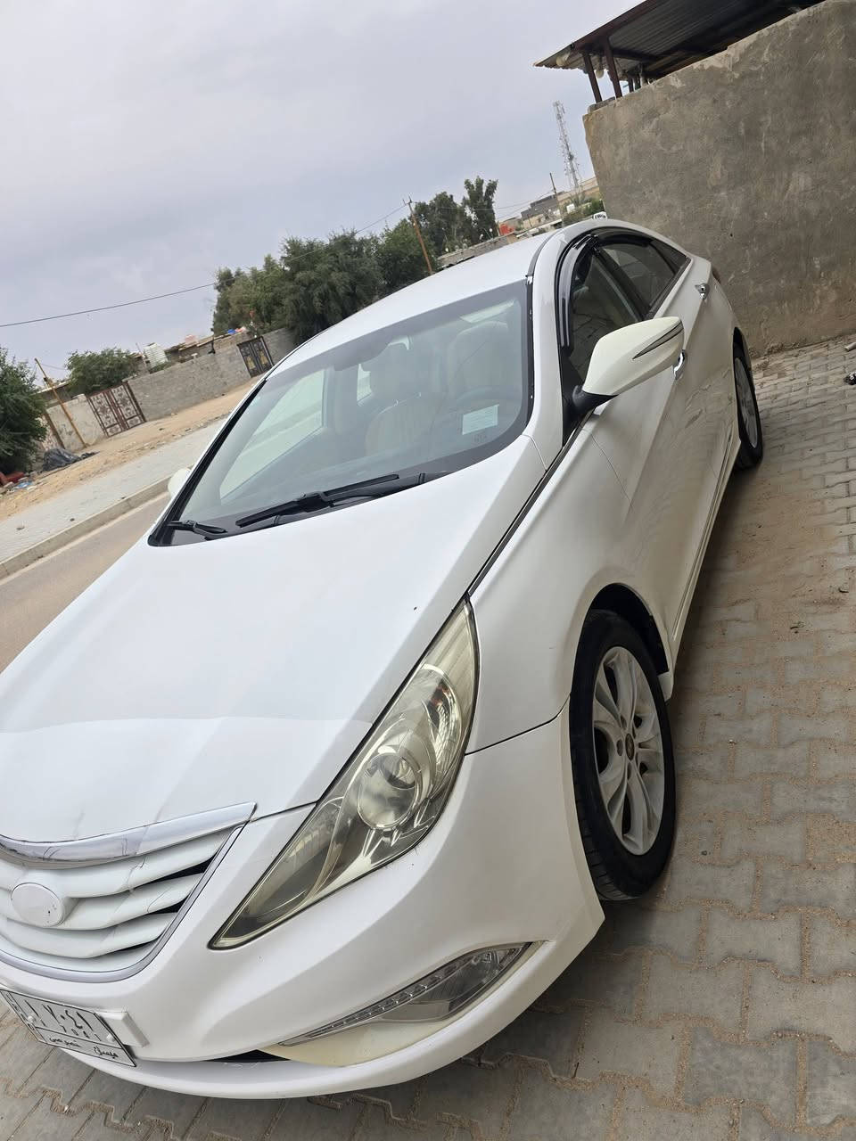 سلام عليكم سوناته مديل ١١ خليجي مكفوله ضربه صبغ تبديل محرك كير مكينه ٢٤٠٠ دوش بس بيها بارد السعر ١١٠ وبيها مجال *********** مكان السياره بصره
